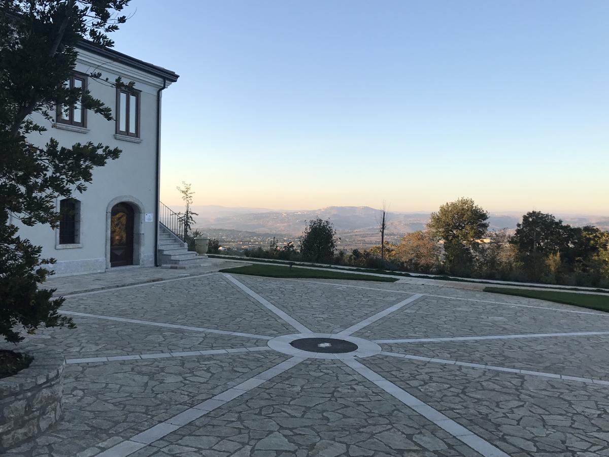 Il Mulino Della Signora Luxury Country House Frigento Exterior foto